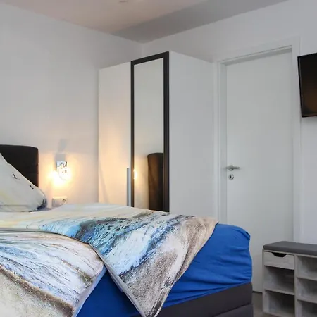 Kleine Veranda 아파트 *